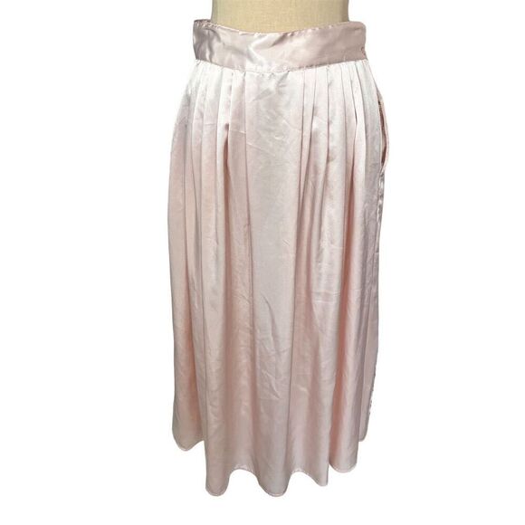 Women's Pink Satin vintage skirt - Picture 2 of 10